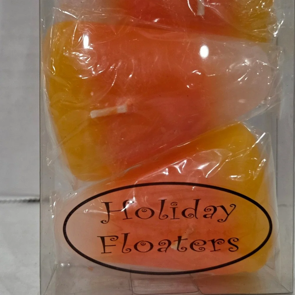 Holiday Floaters Candy Corn Floating Candles Halloween Decor Set of 4 610121